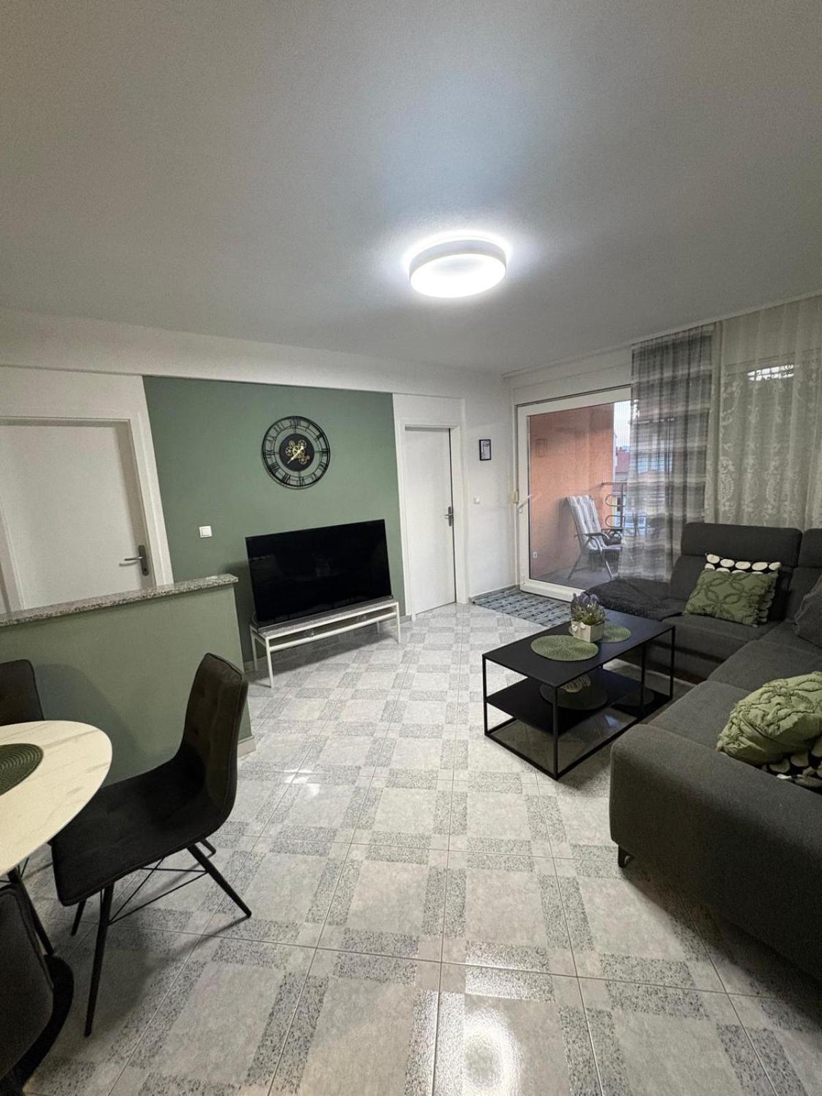 Isabella Apartment